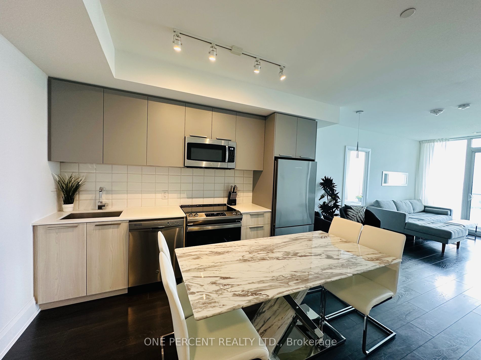 20 Brin Drive #1904