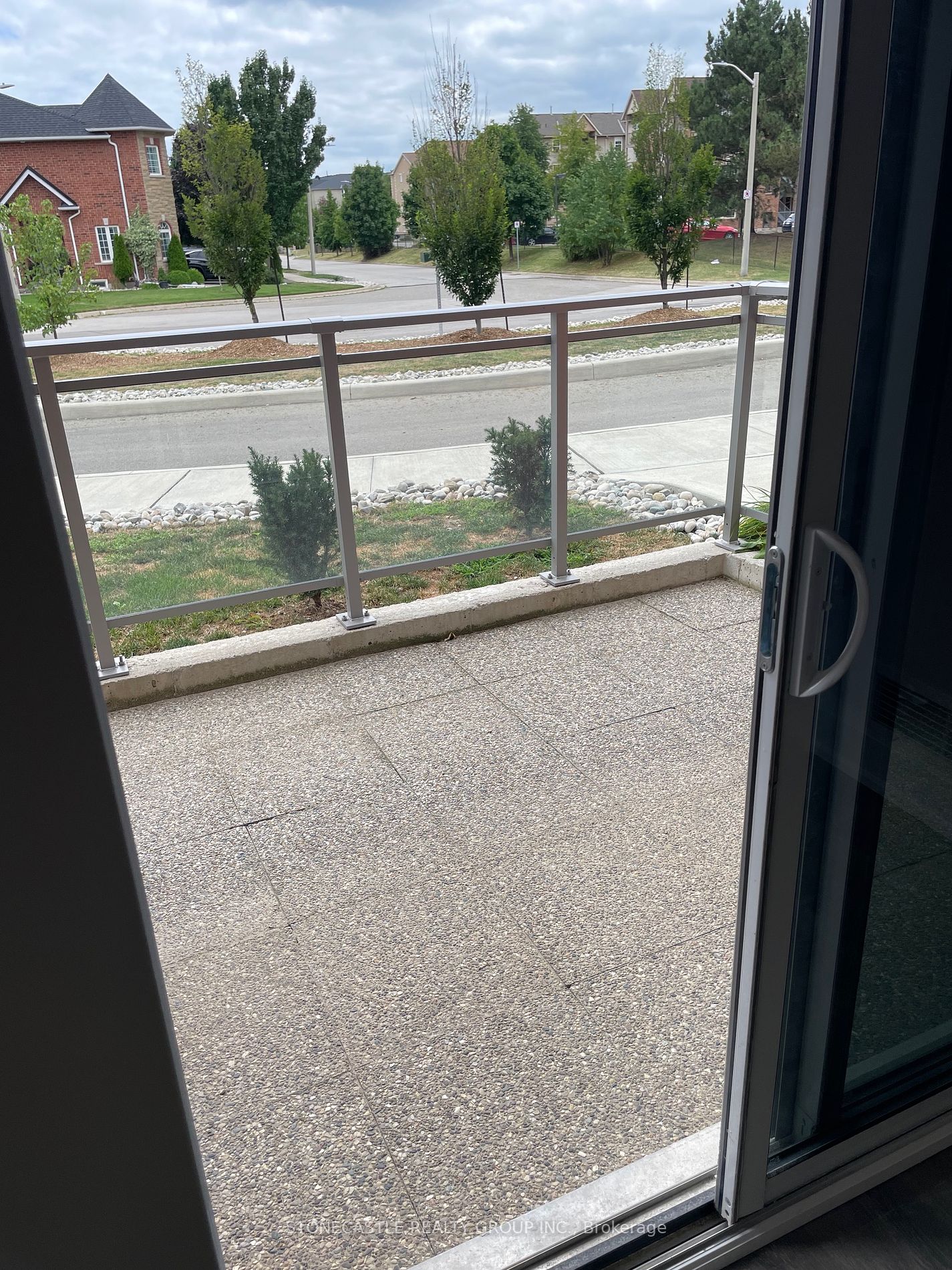 4040 Upper Middle Rd, #107