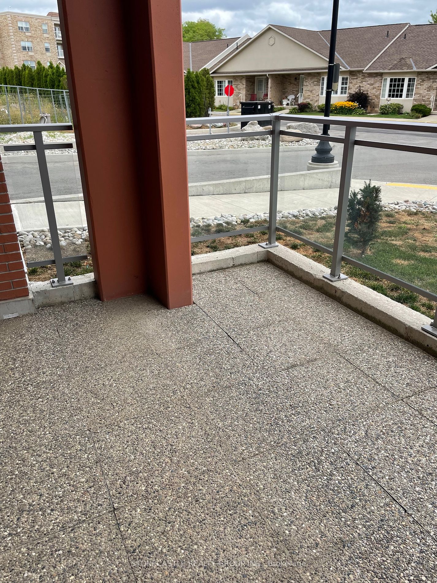 4040 Upper Middle Rd, #107