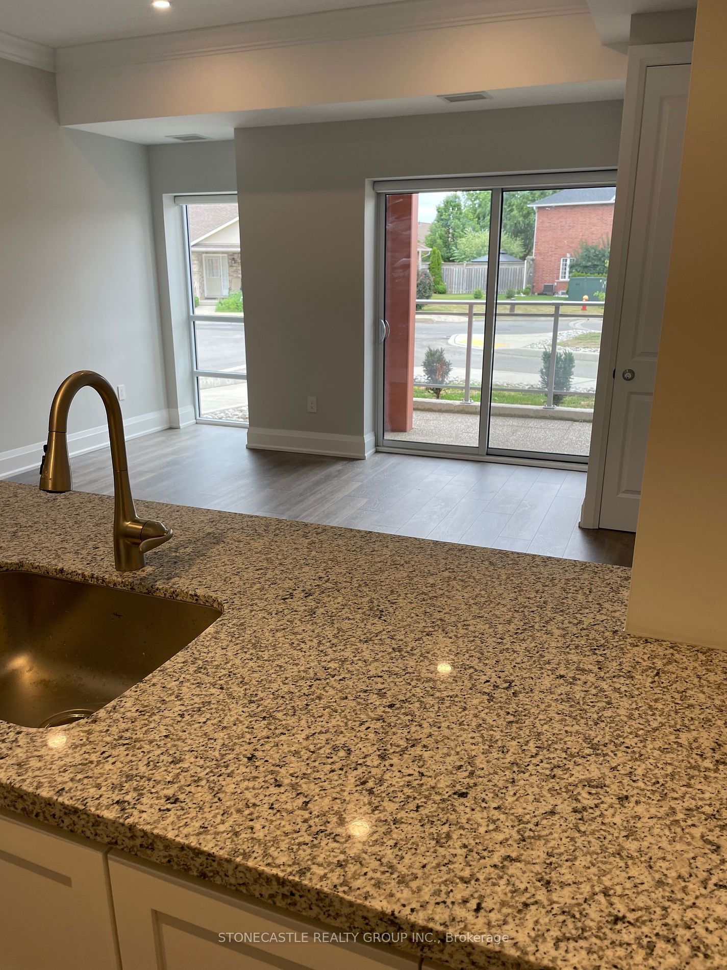 4040 Upper Middle Rd, #119