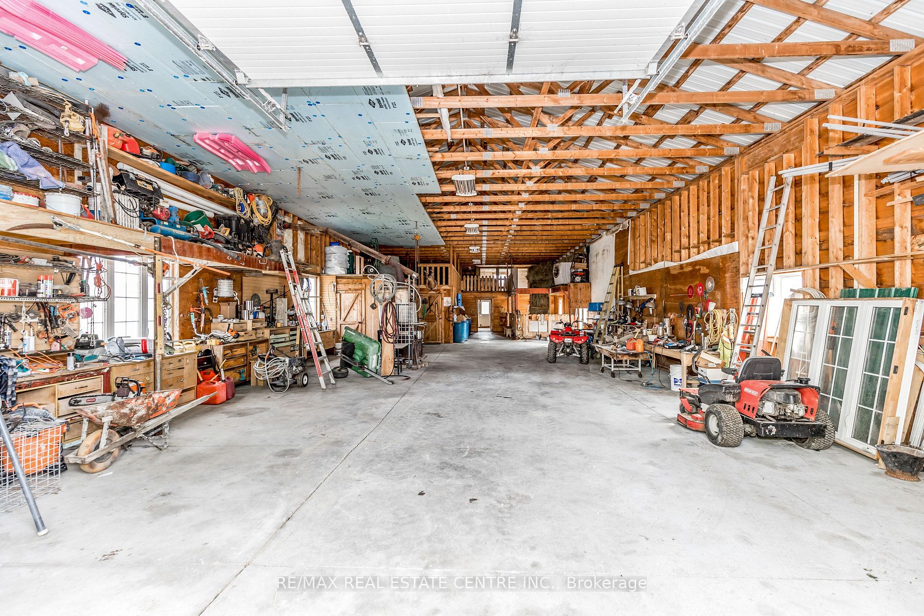 19617 Mountainview Rd