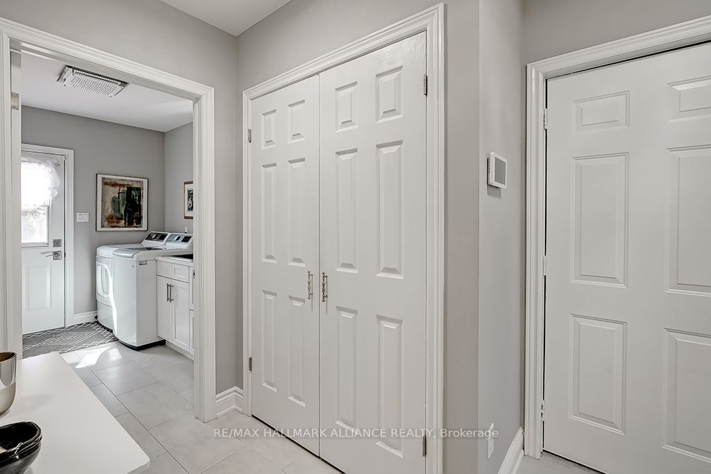 258 Westwood Dr