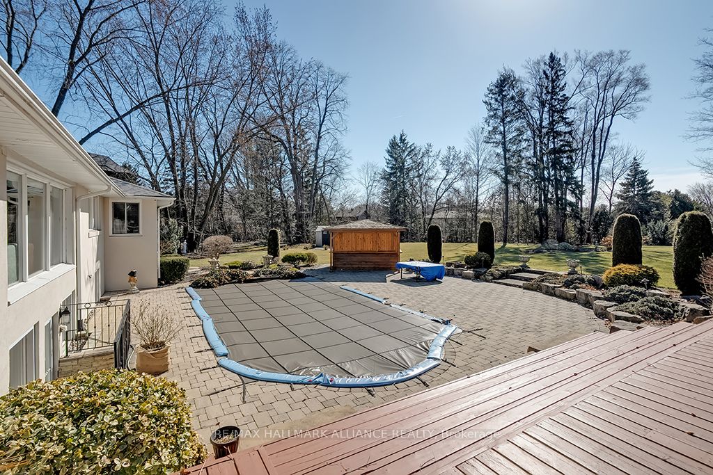 258 Westwood Dr