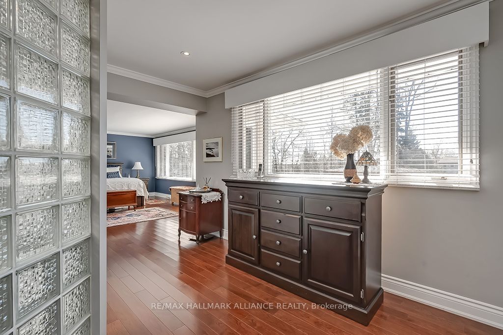 258 Westwood Dr