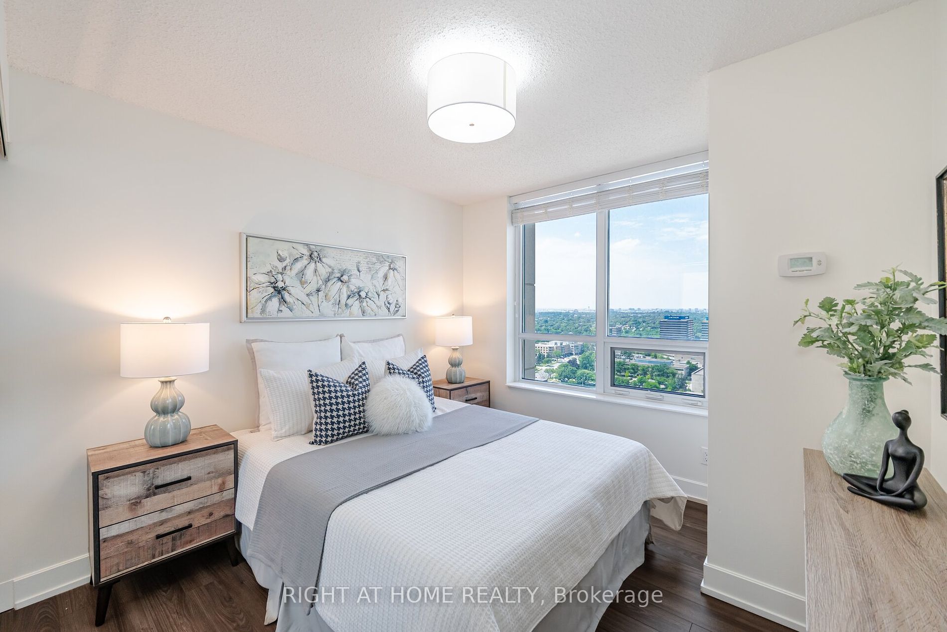 6 Eva Road, #2203