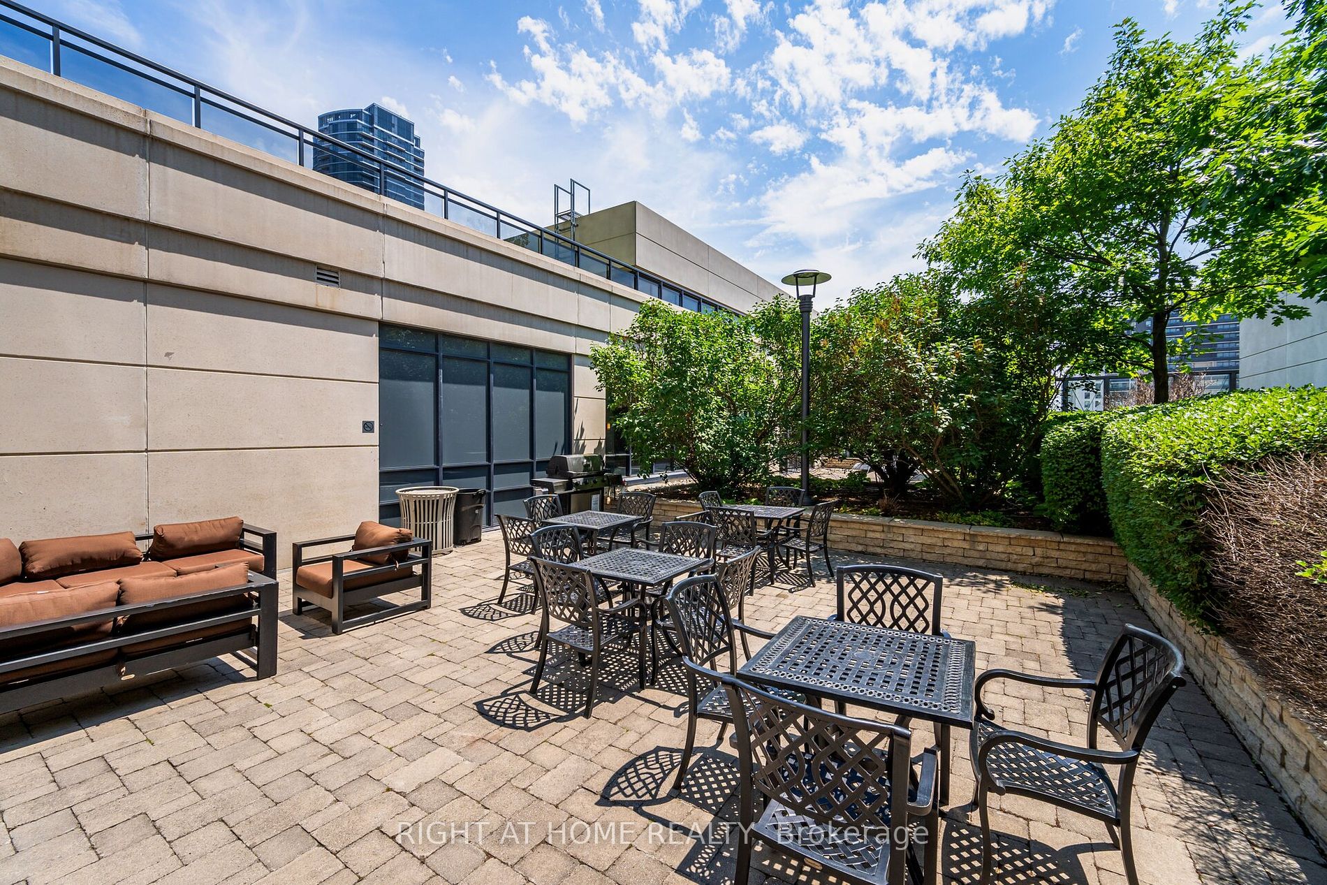 6 Eva Road, #2203