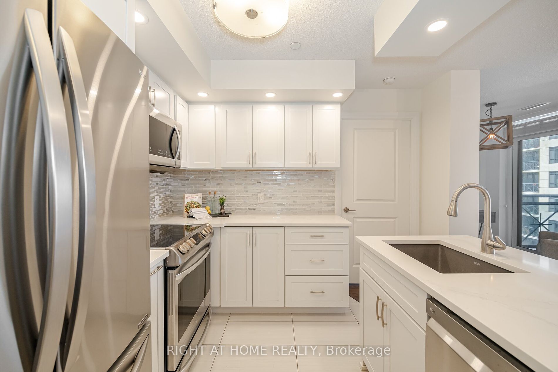 6 Eva Road, #2203