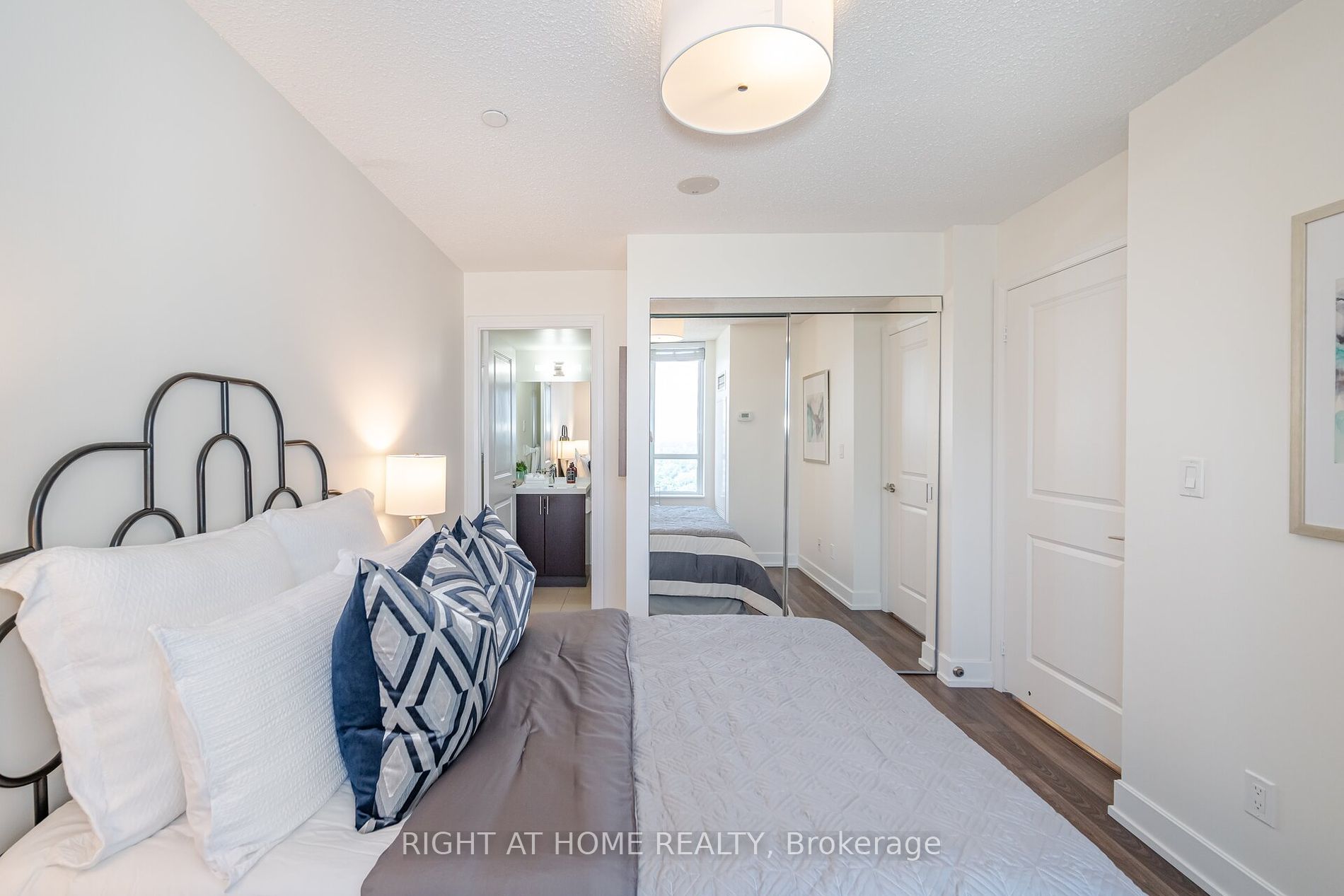 6 Eva Road, #2203