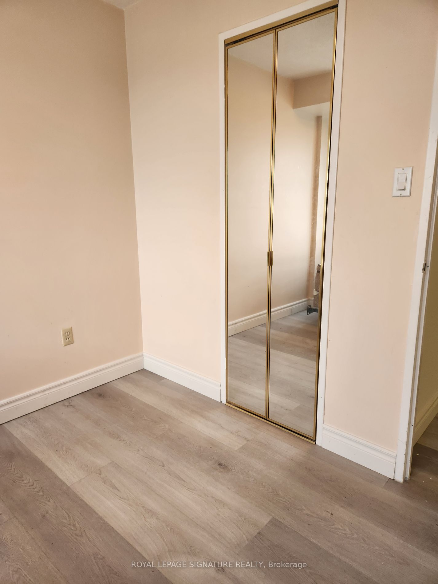 1580 Mississauga Valley Boulevard #906