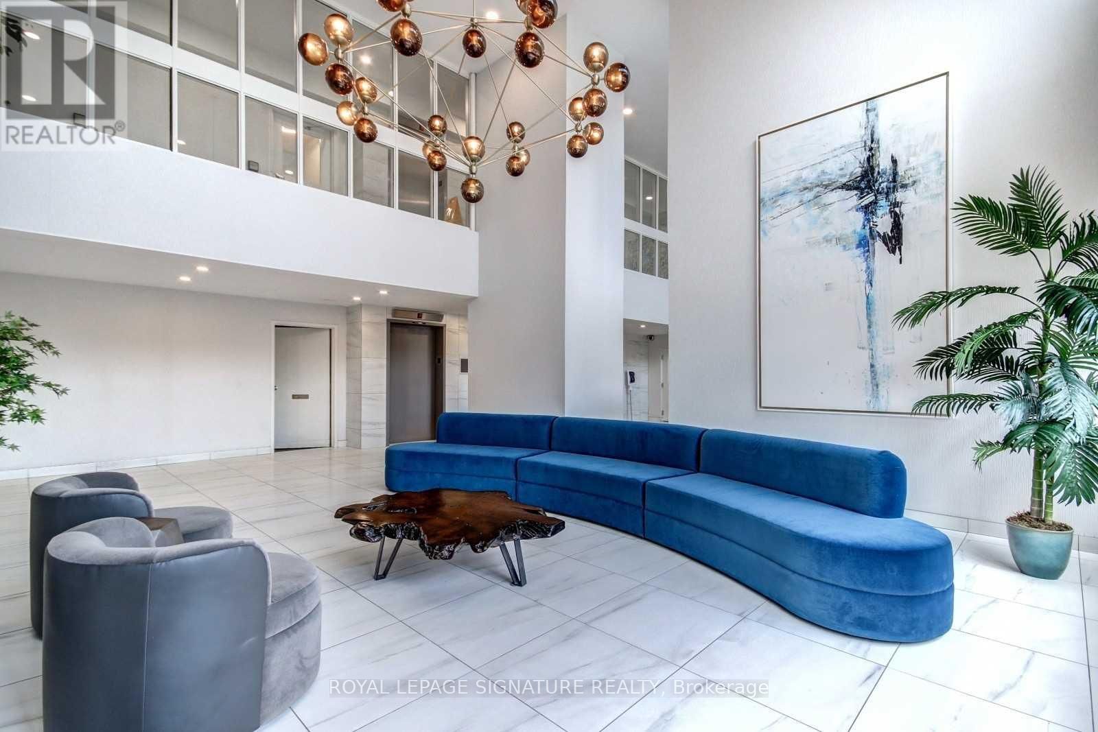 1580 Mississauga Valley Boulevard #906