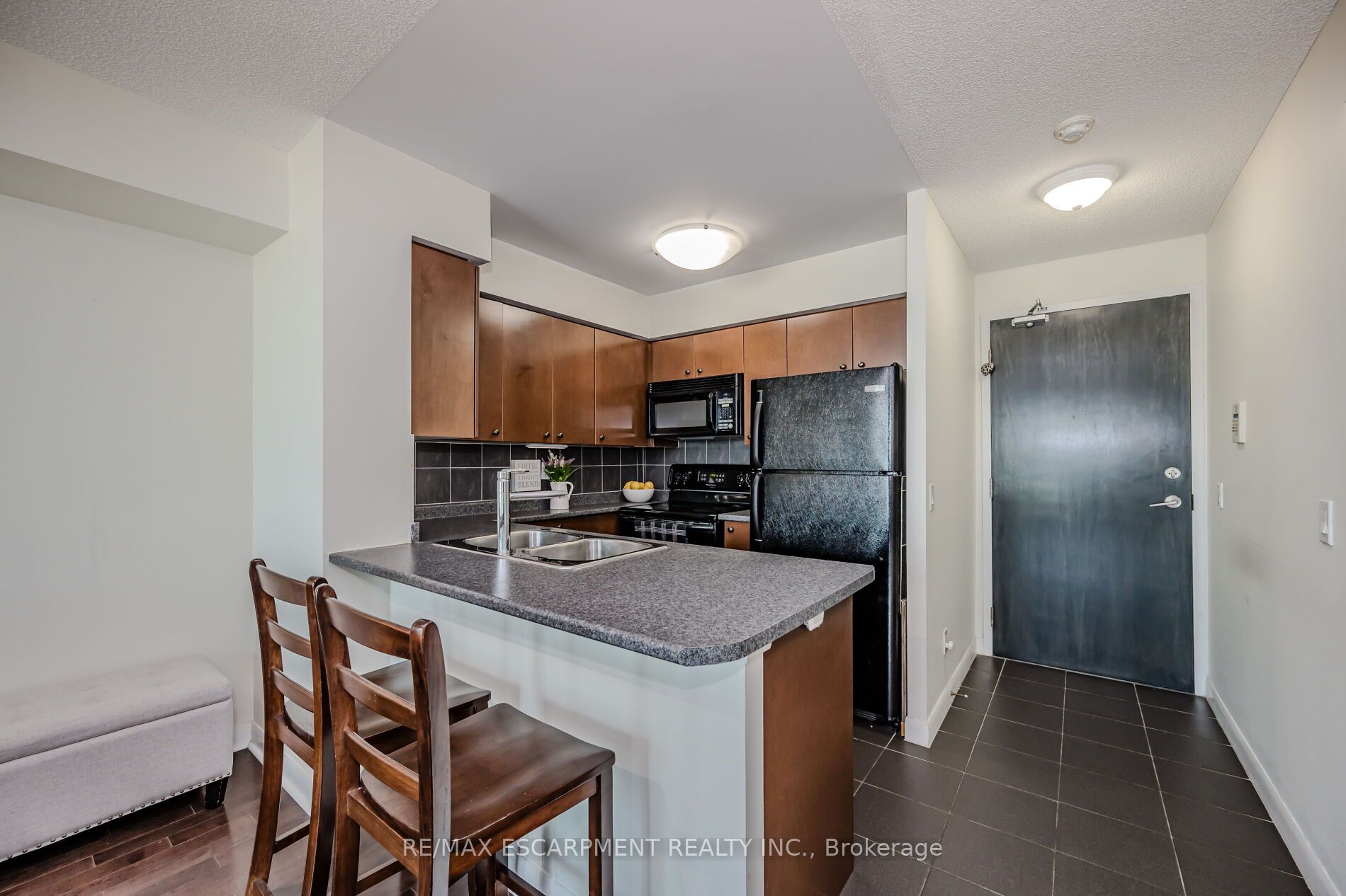 235 Sherway Gardens Rd, #709