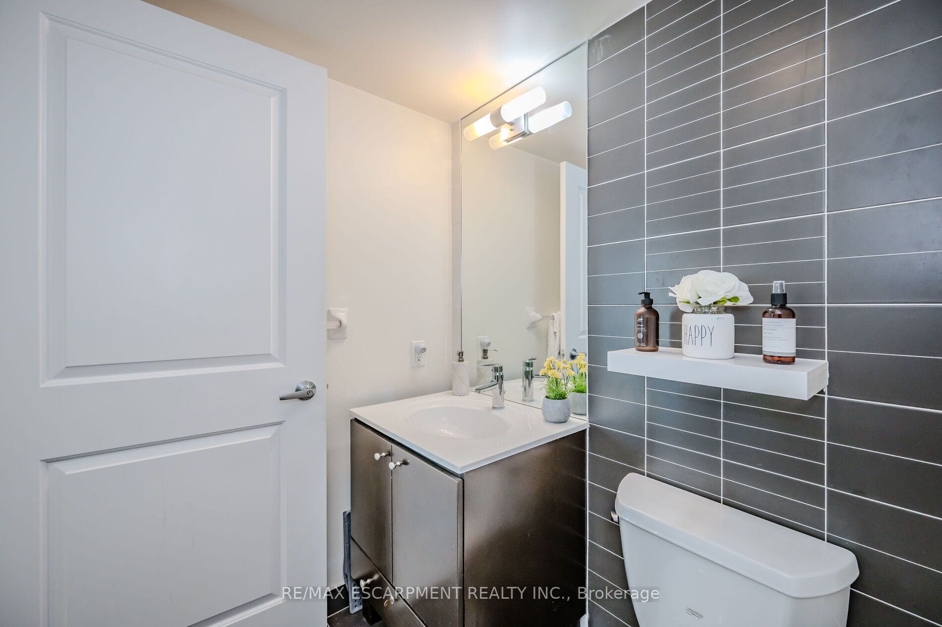 235 Sherway Gardens Rd, #709