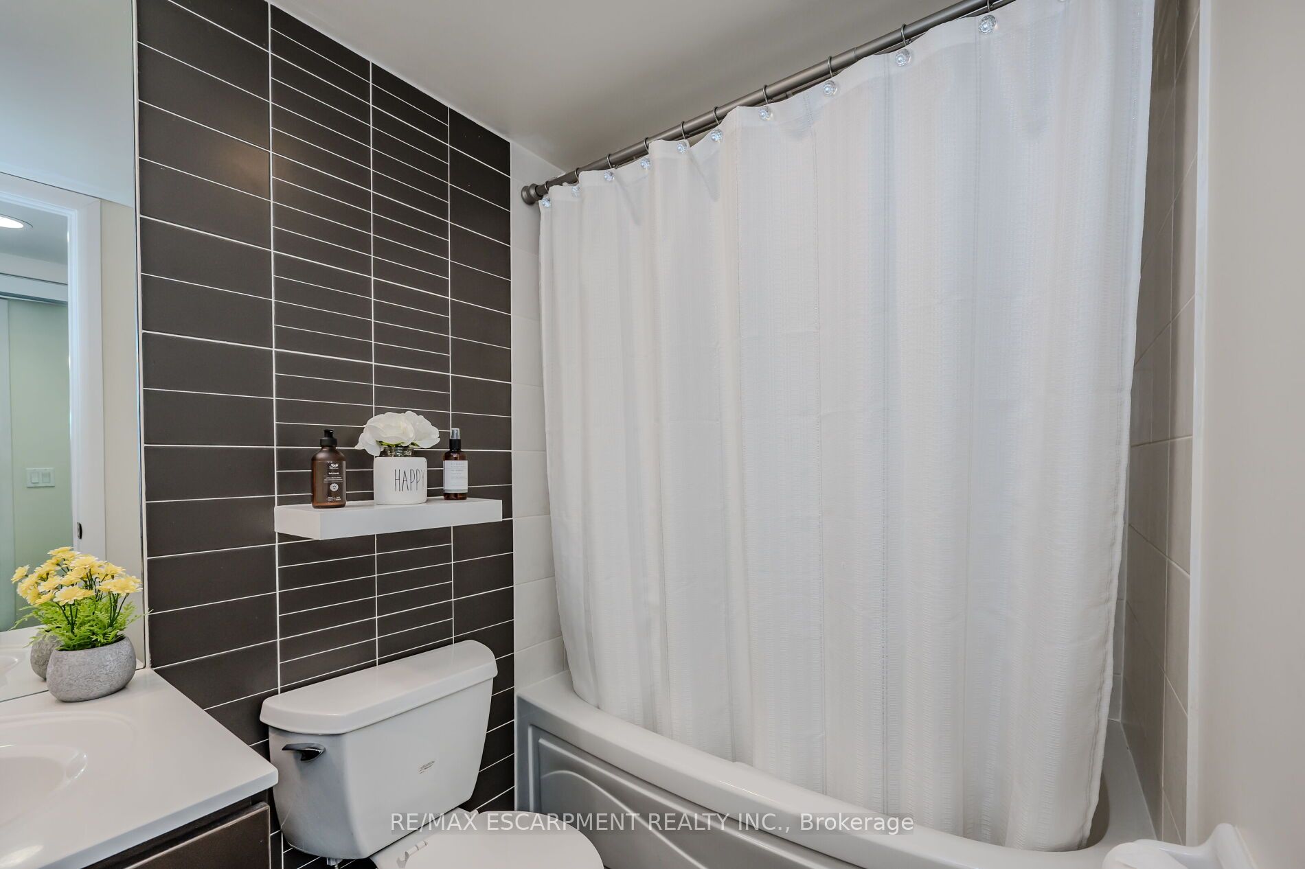 235 Sherway Gardens Rd, #709