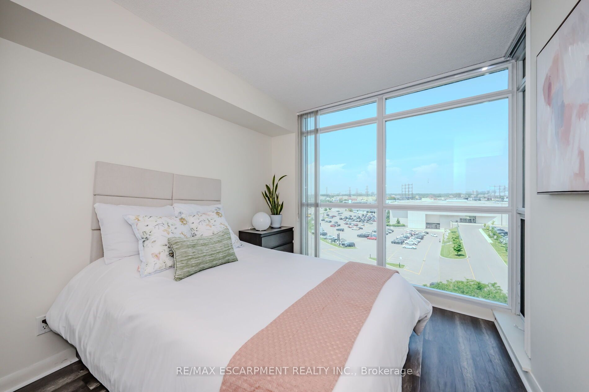235 Sherway Gardens Rd, #709