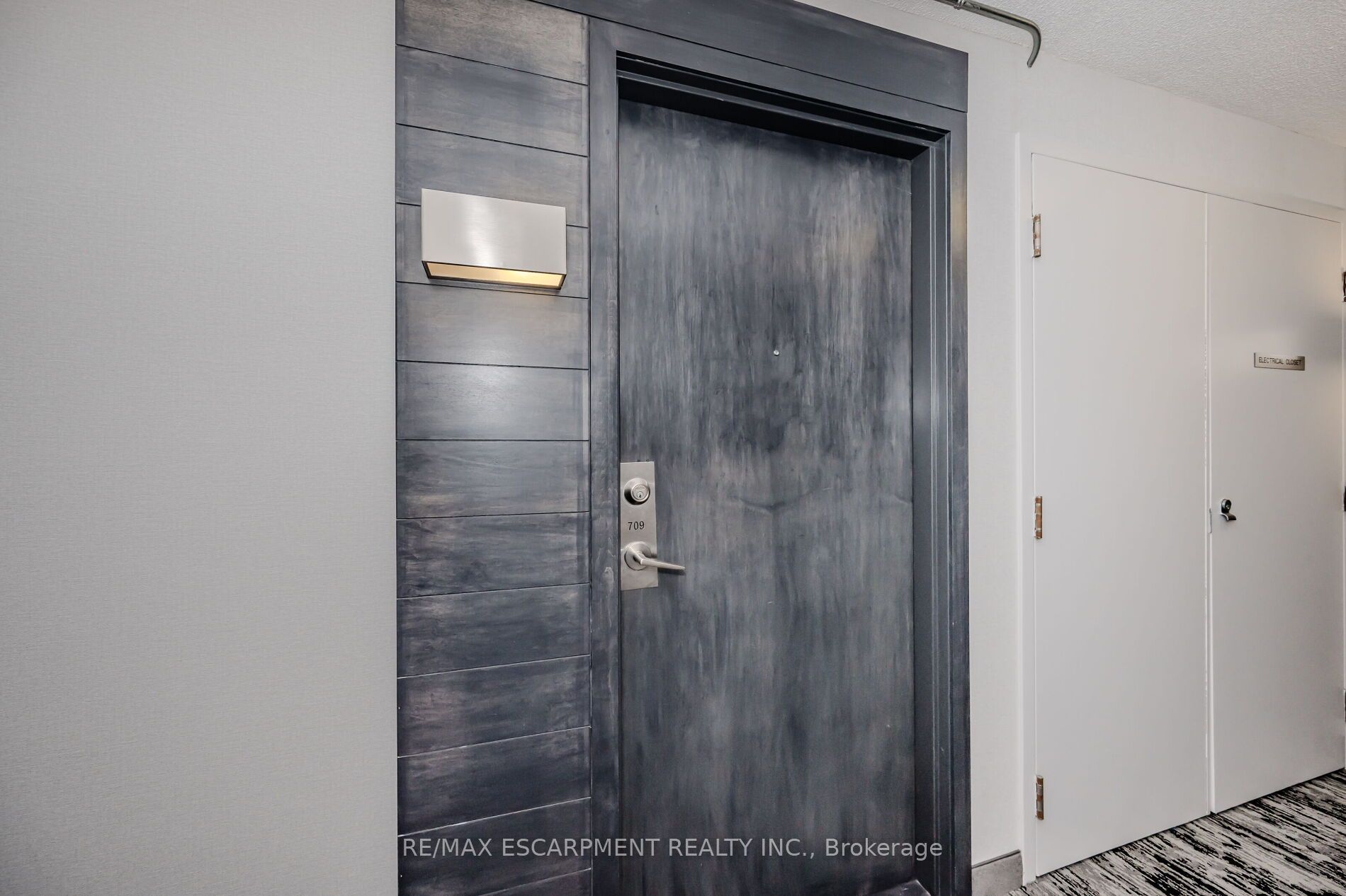 235 Sherway Gardens Rd, #709