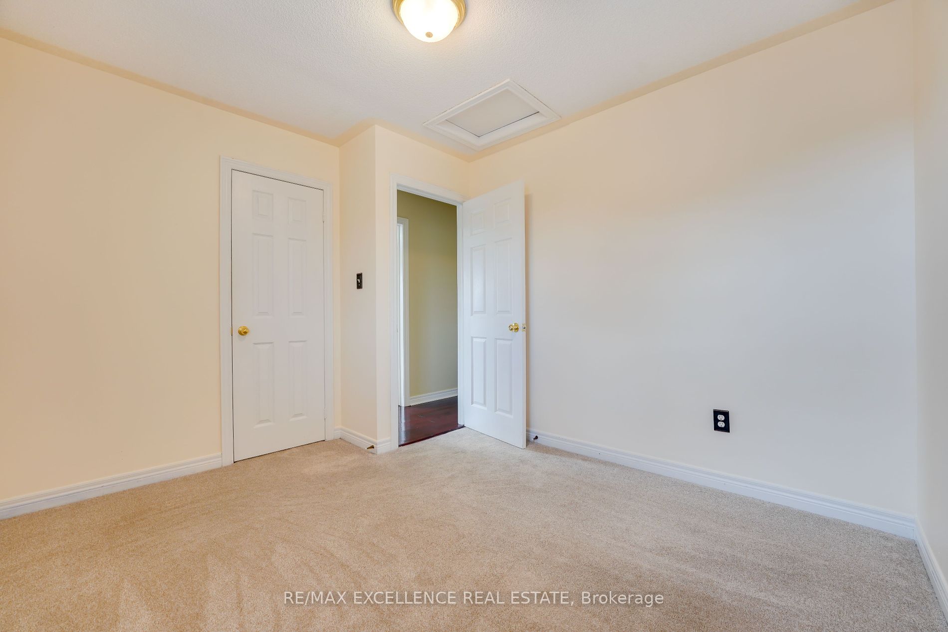 41 Fallstar Cres