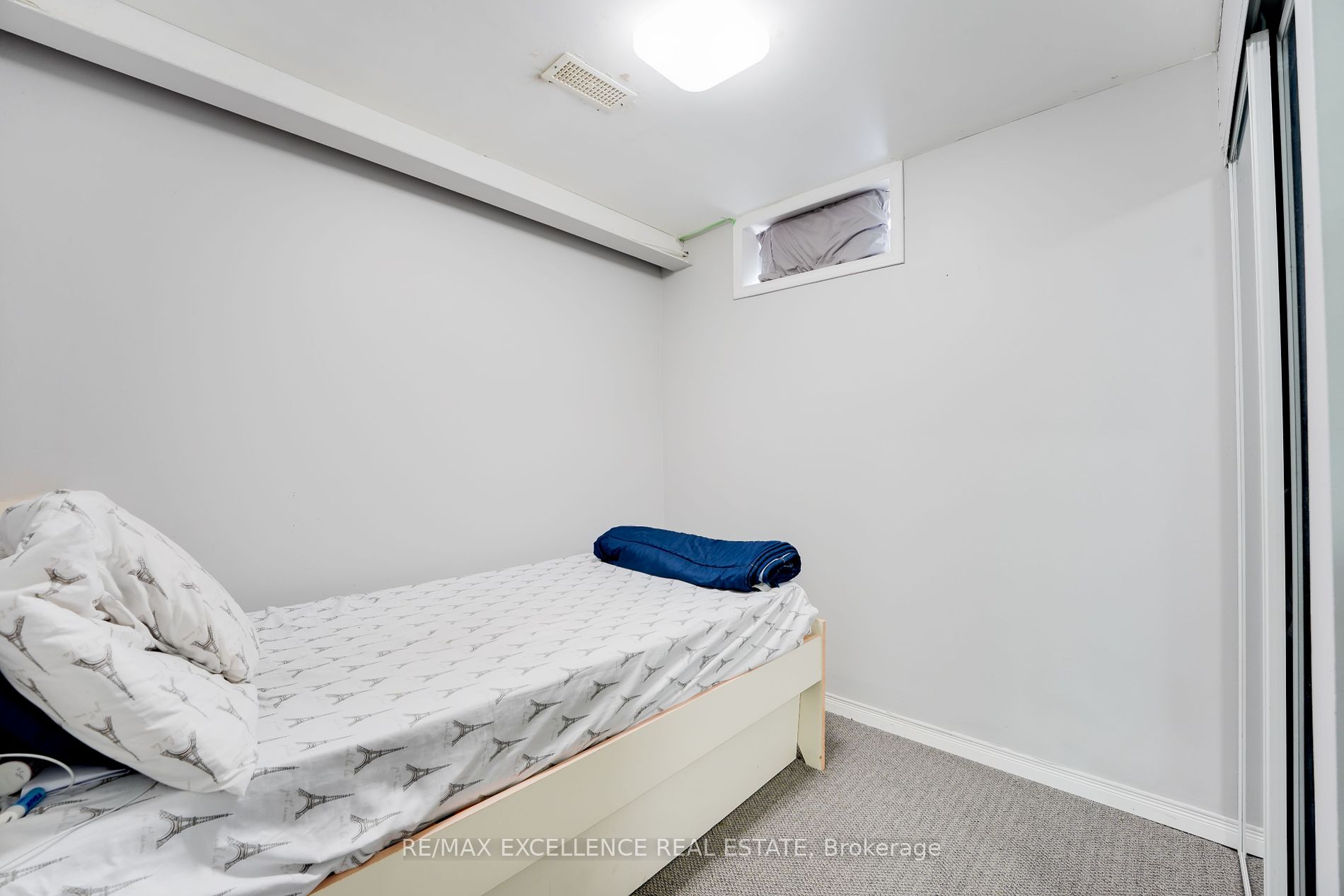 41 Fallstar Cres