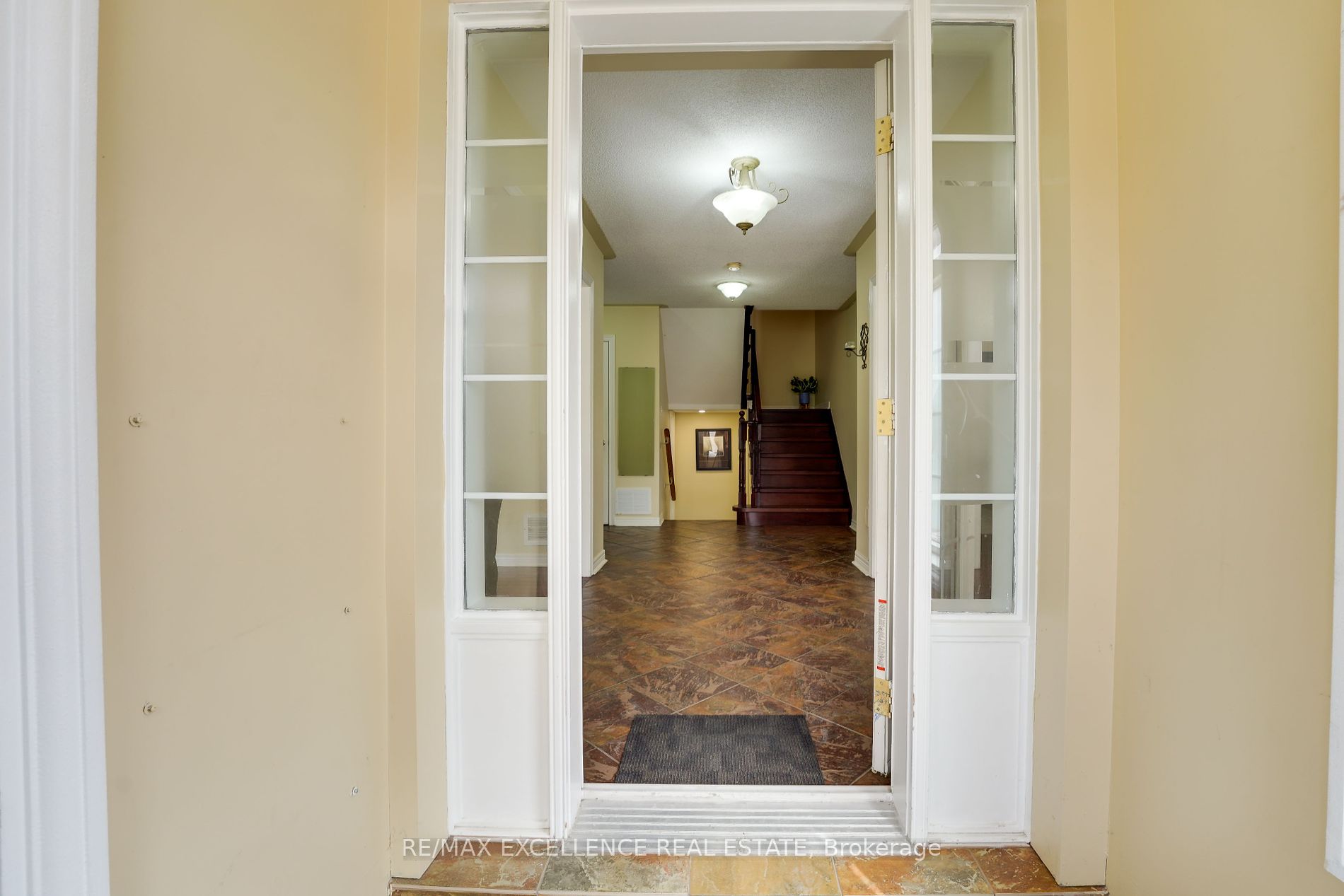 41 Fallstar Cres