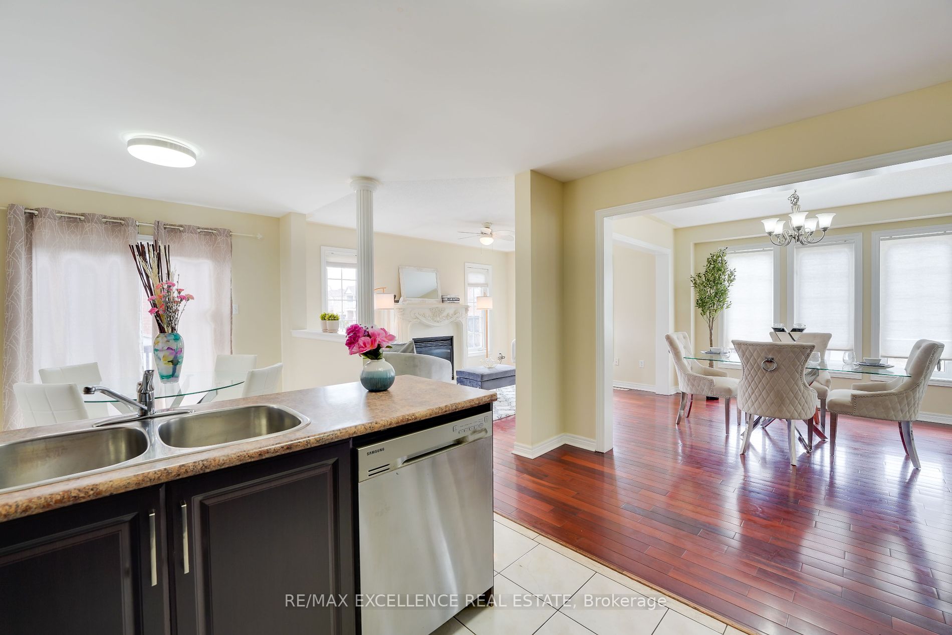 41 Fallstar Cres