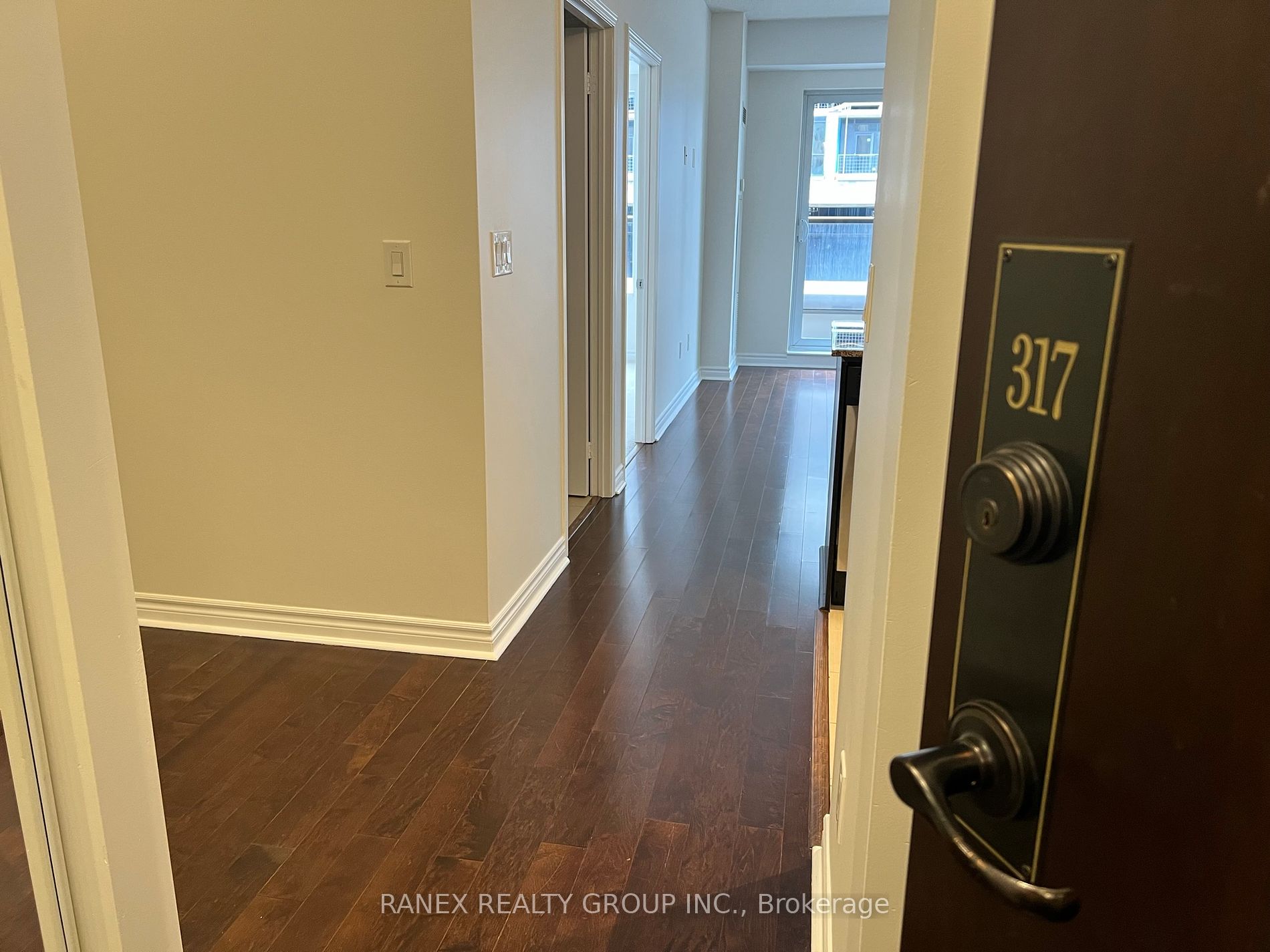 385 Prince Of Wales Drive #317