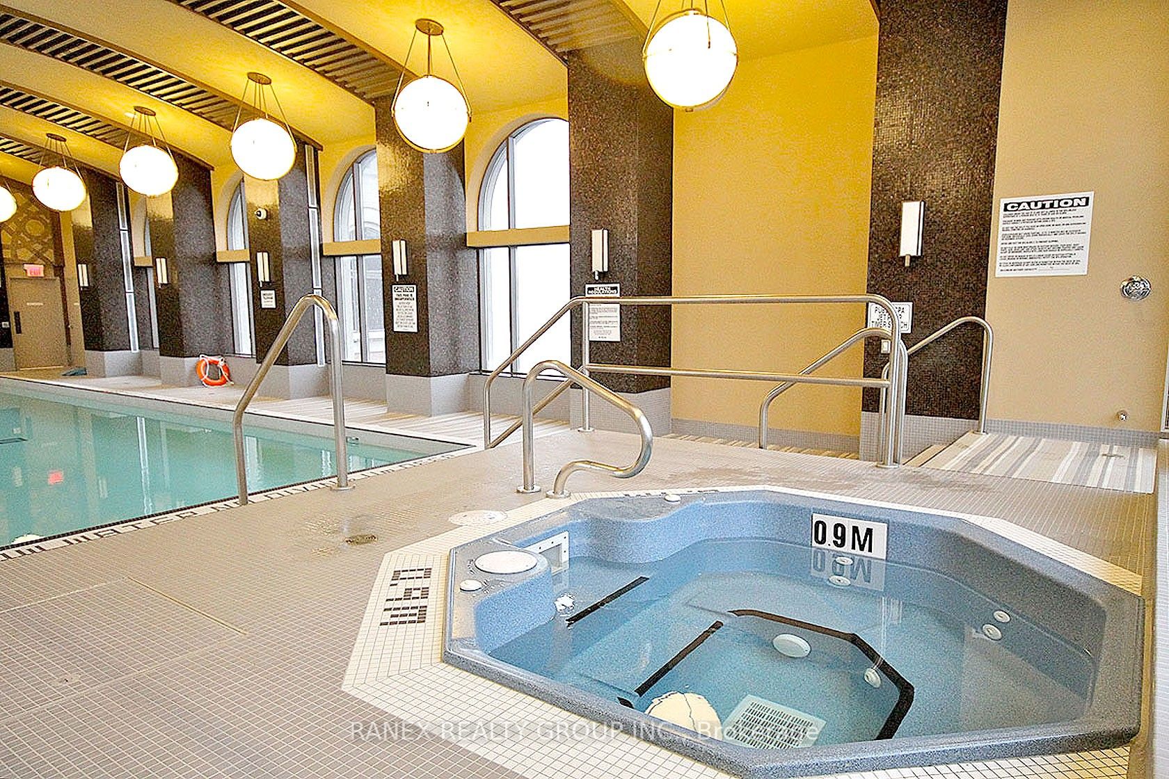 385 Prince Of Wales Drive #317