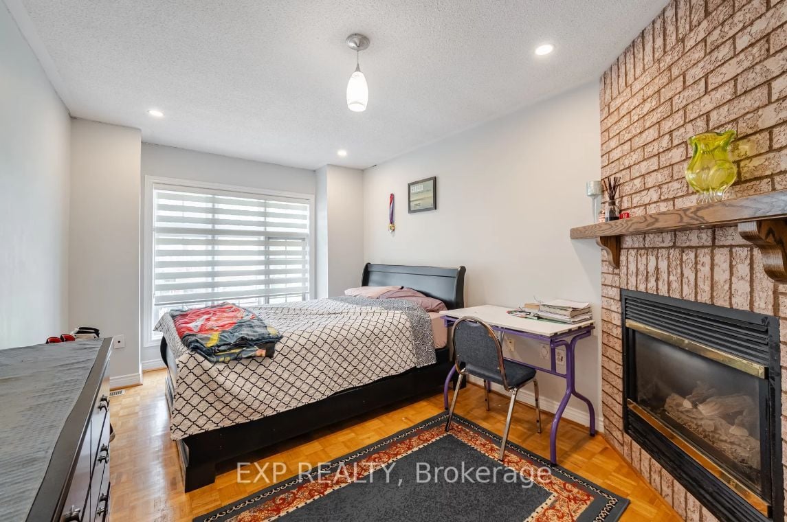 53 Pressed Brick Dr
