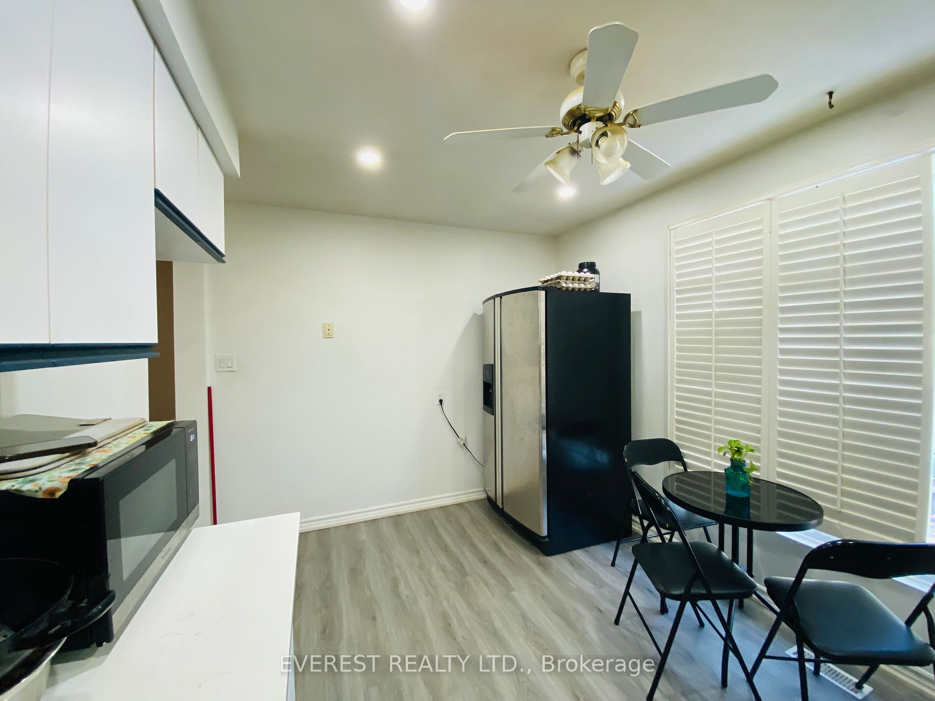 4020 Brandon Gate Dr, #10