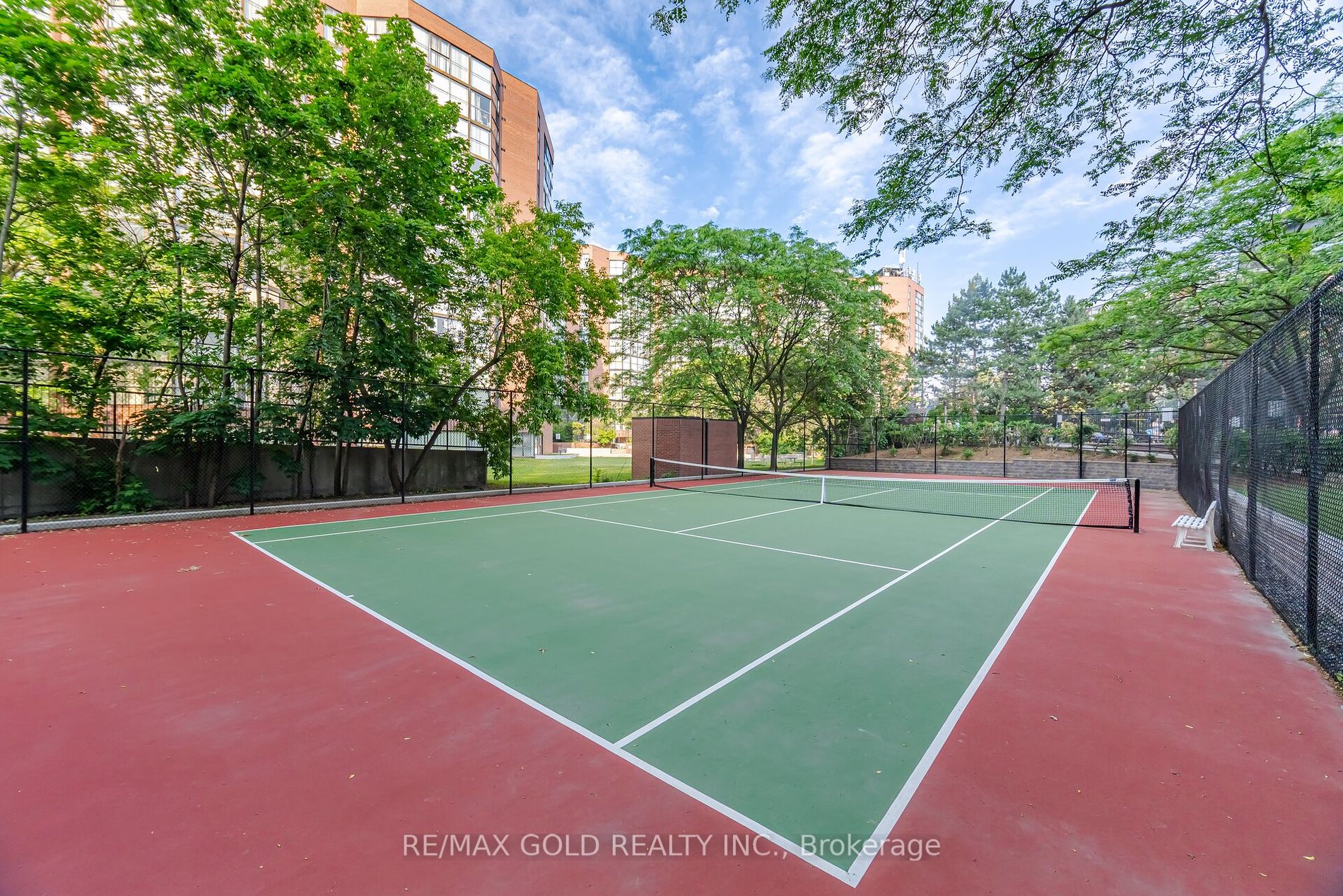 2091 Hurontario Street, #508