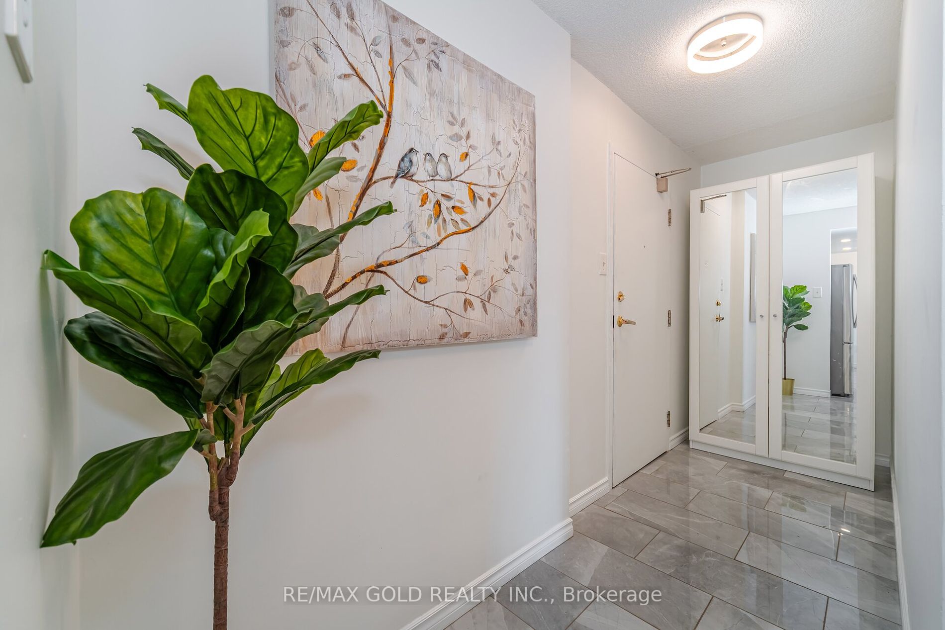 2091 Hurontario Street, #508