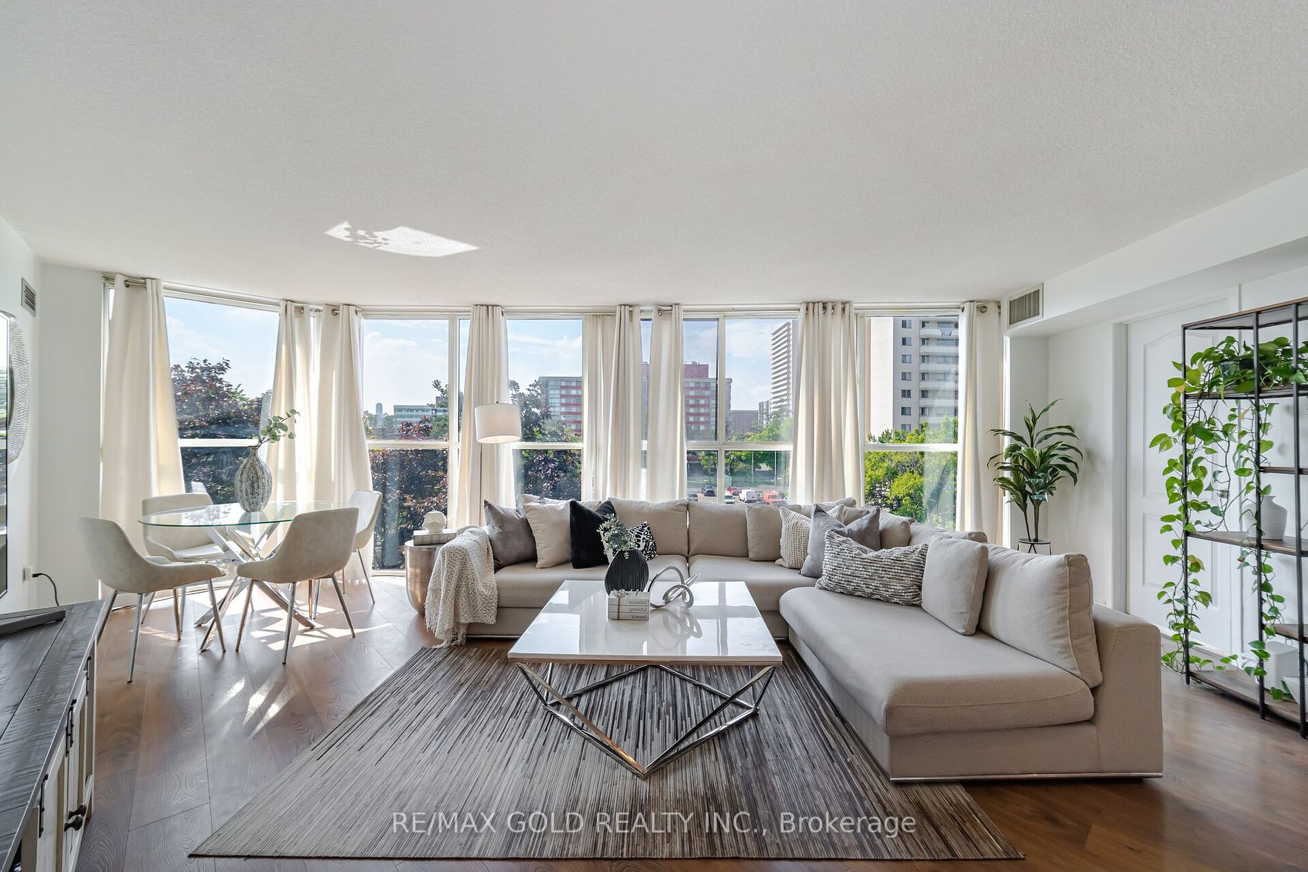 2091 Hurontario Street, #508