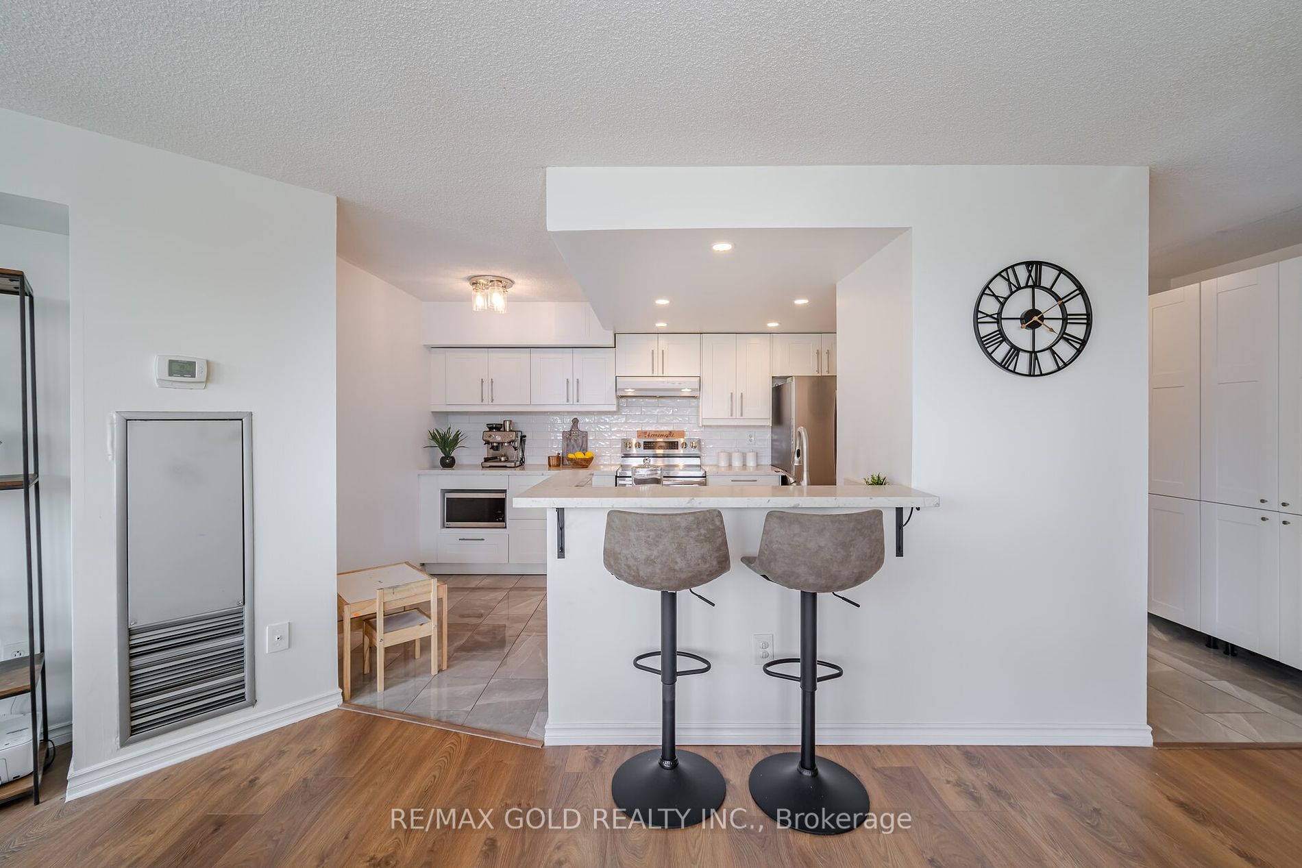 2091 Hurontario Street, #508