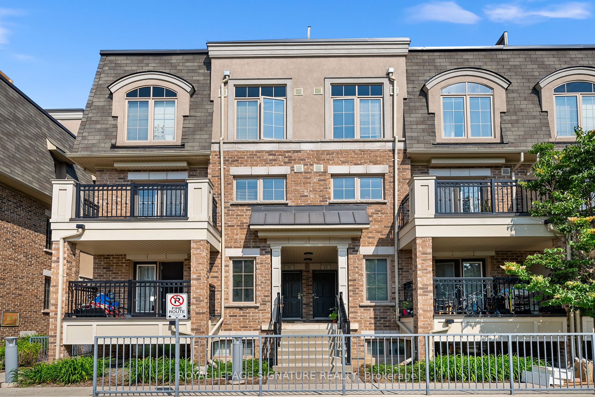 2441 Greenwich Drive #11