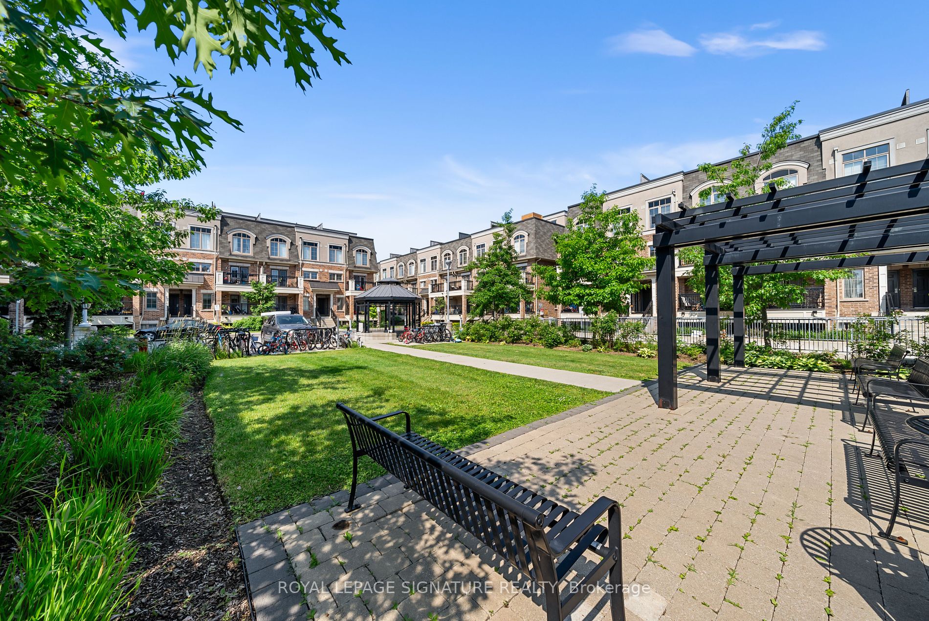 2441 Greenwich Drive #11