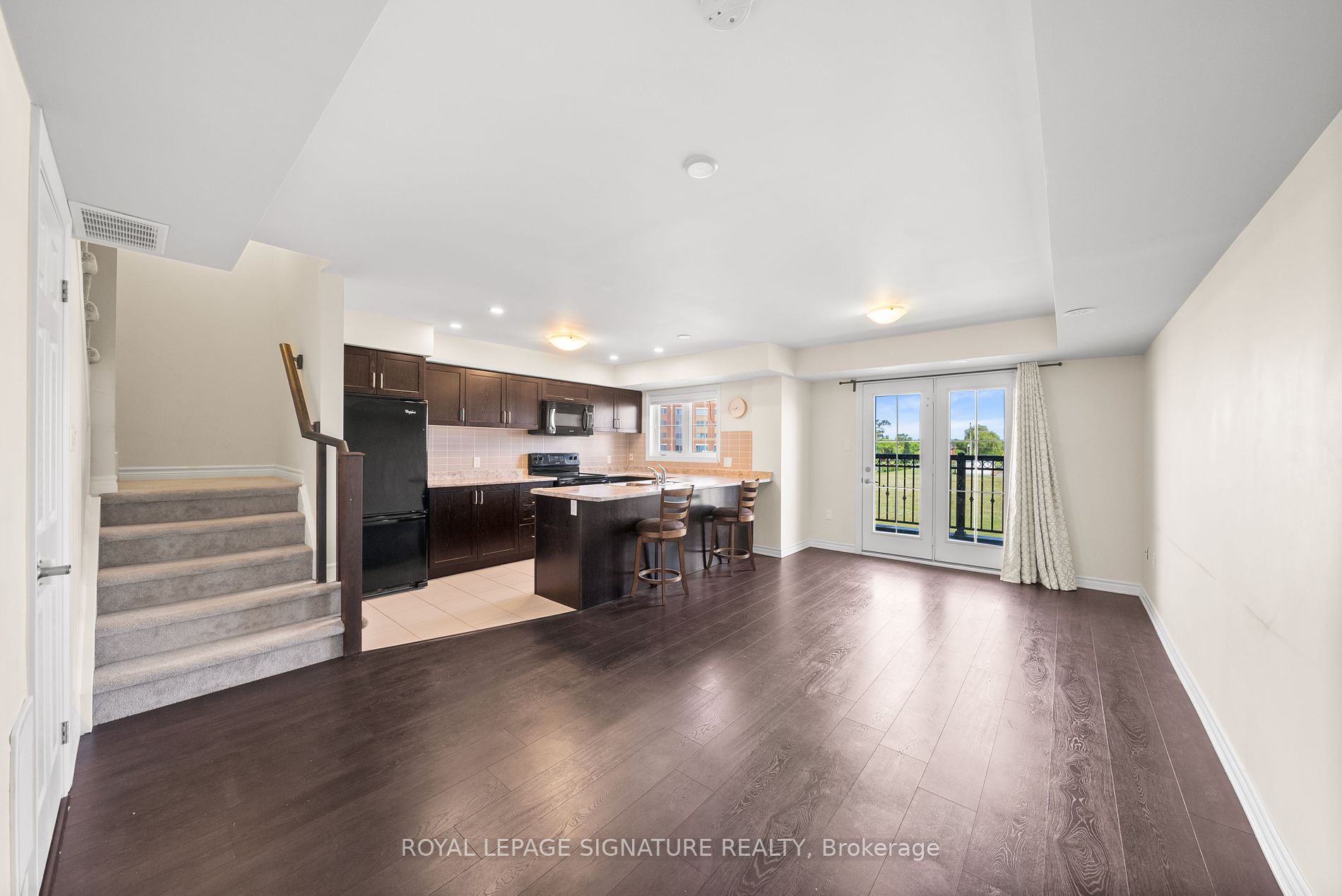 2441 Greenwich Drive #11