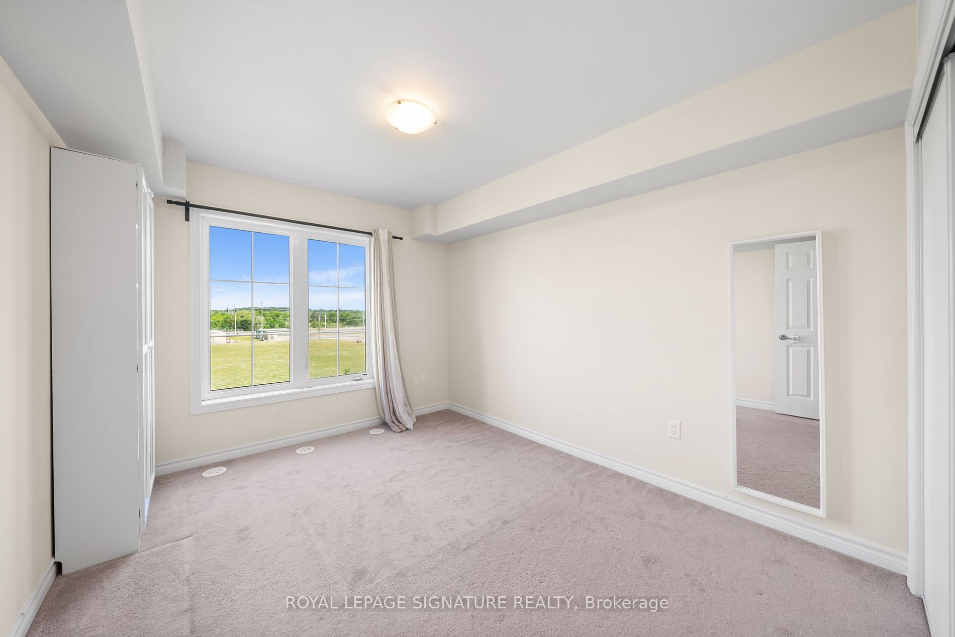 2441 Greenwich Drive #11