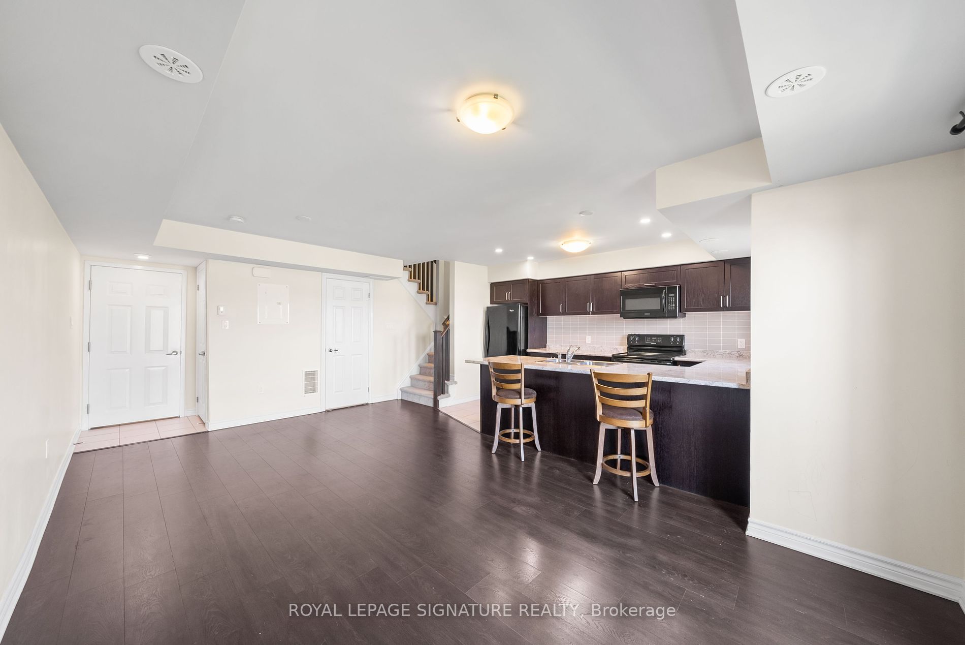 2441 Greenwich Drive #11