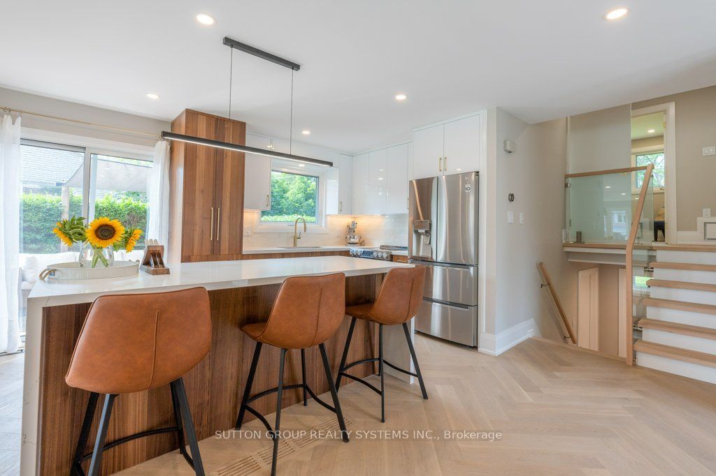 1264 Landfair Crescent