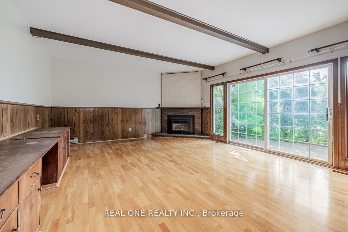 485 Macdonald Rd