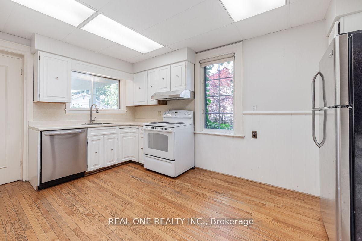 485 Macdonald Rd