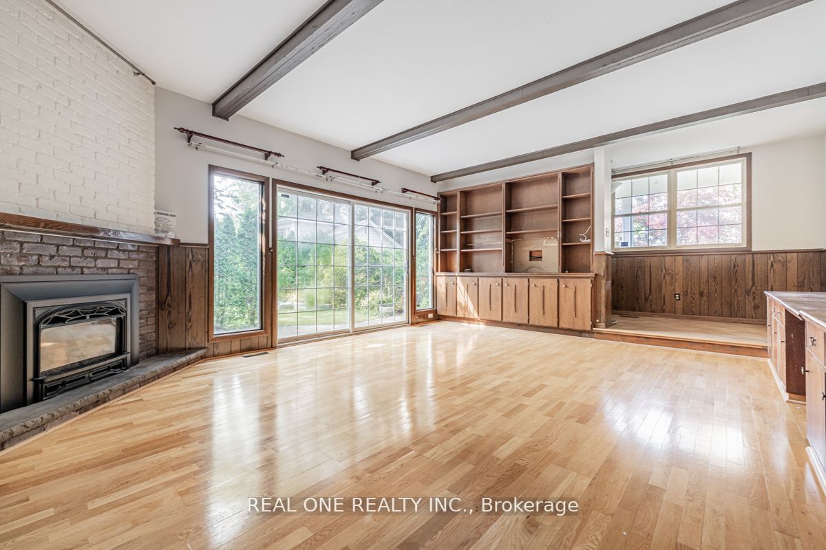 485 Macdonald Rd