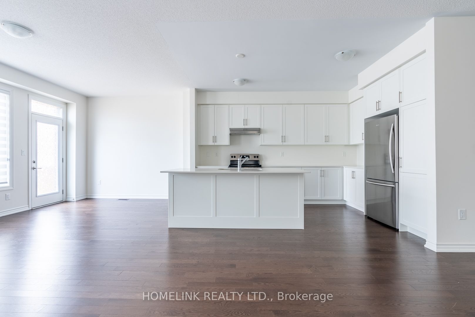 486 Bergamot Avenue