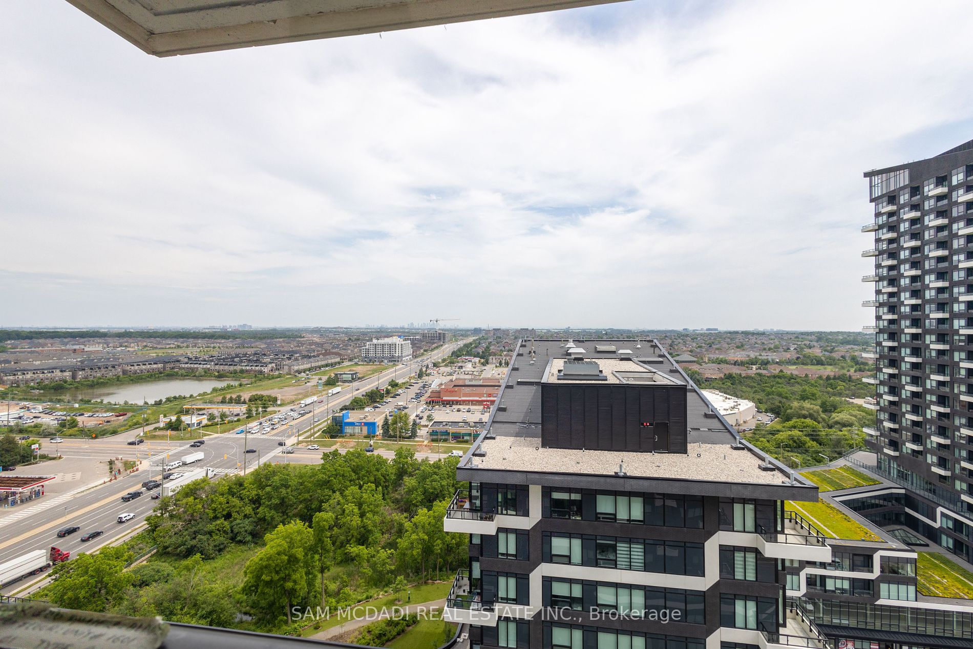 2481 Taunton Rd, #1605