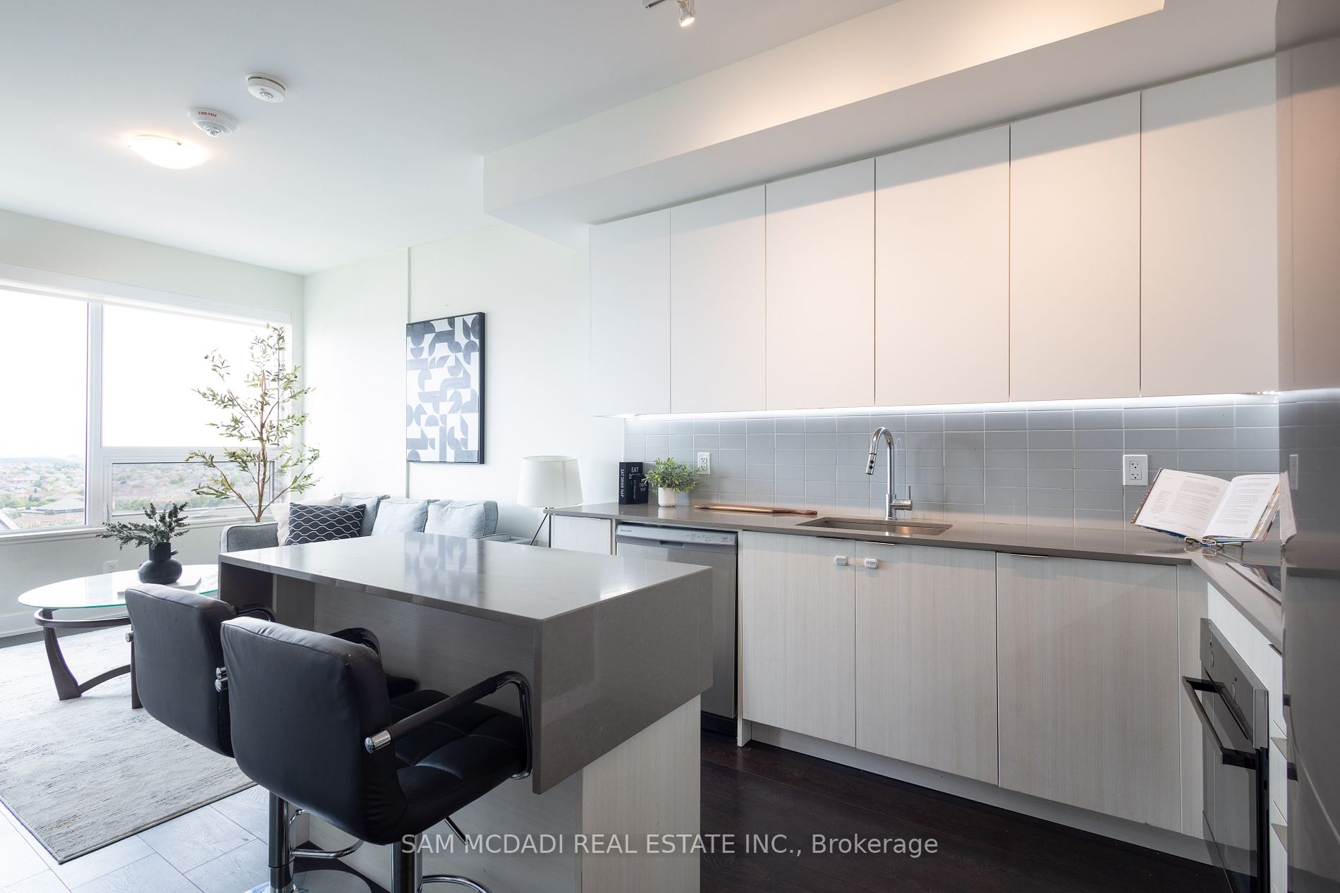 2481 Taunton Rd, #1605
