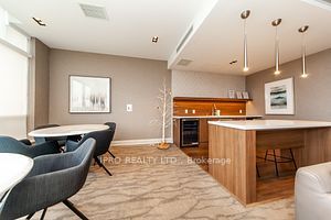 1276 Maple Crossing Blvd, #607
