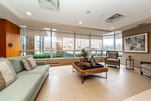 1276 Maple Crossing Blvd, #607