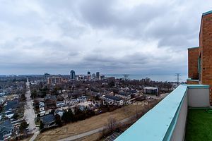 1276 Maple Crossing Blvd, #607
