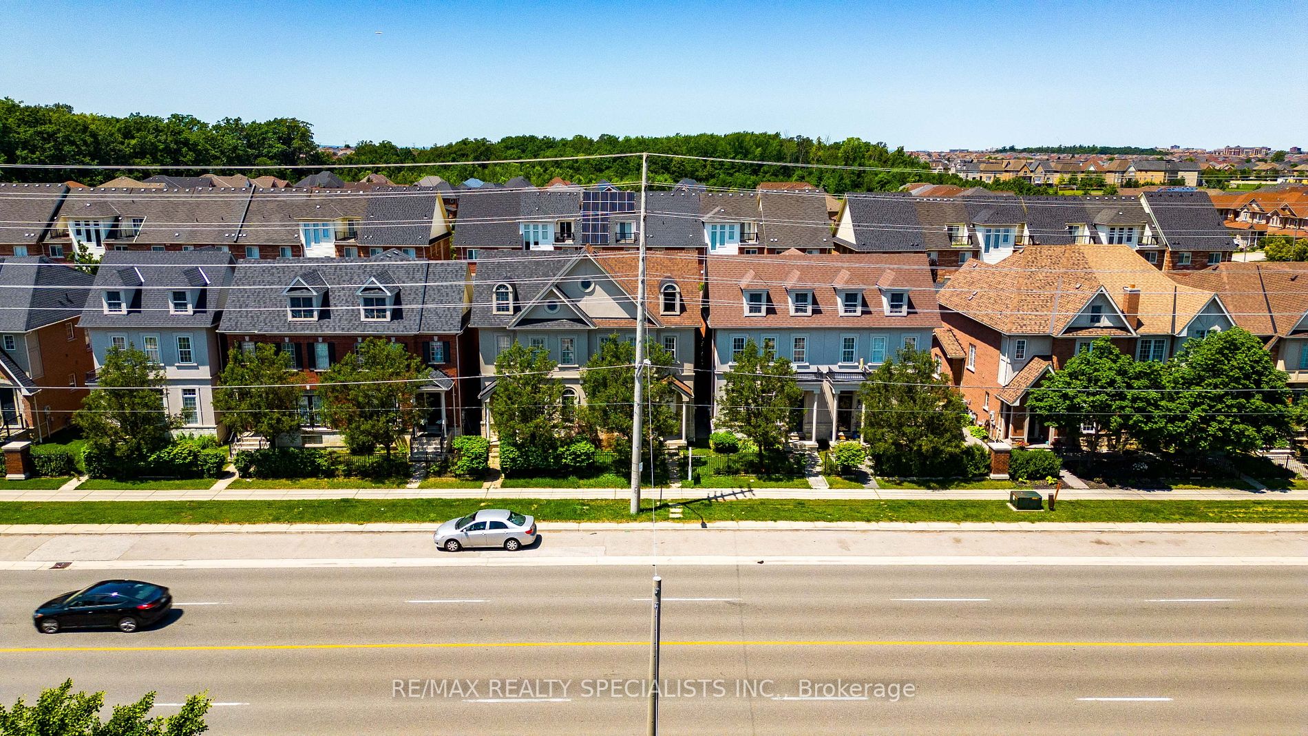 3533 Eglinton Ave W
