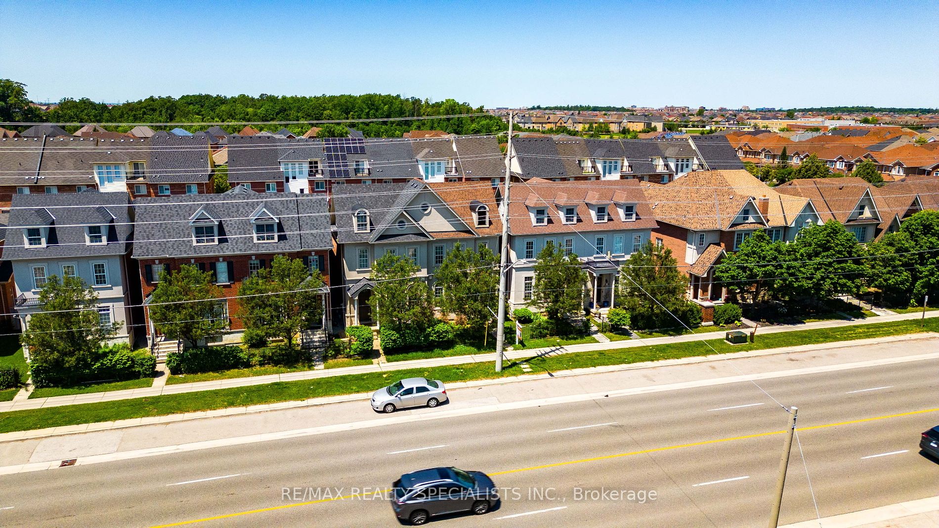 3533 Eglinton Ave W