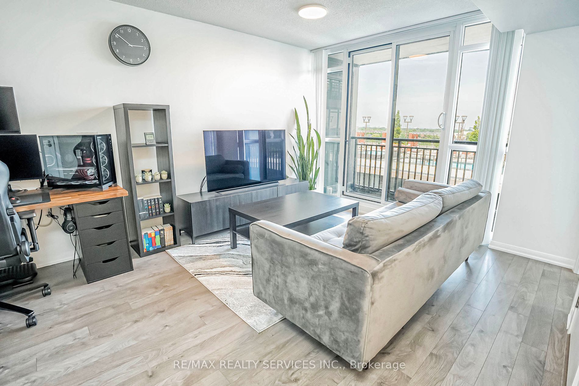 3091 Dufferin Street, #1006