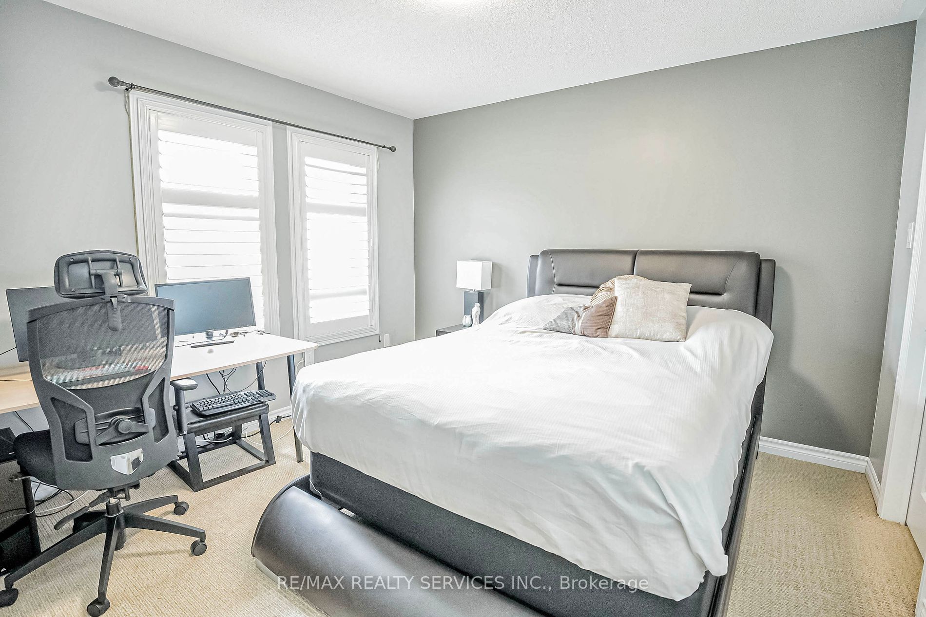 65 Lola Cres